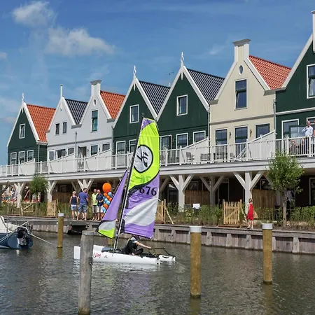 Spacious On The Markermeer Apartment *